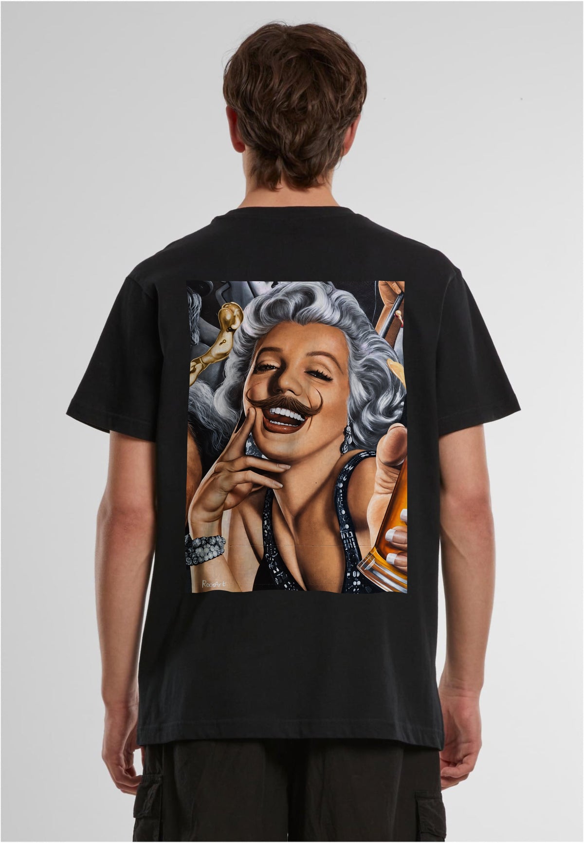 RoosArt T-shirt - Marilyn Monroe Met Snor | Zwart | Unisex